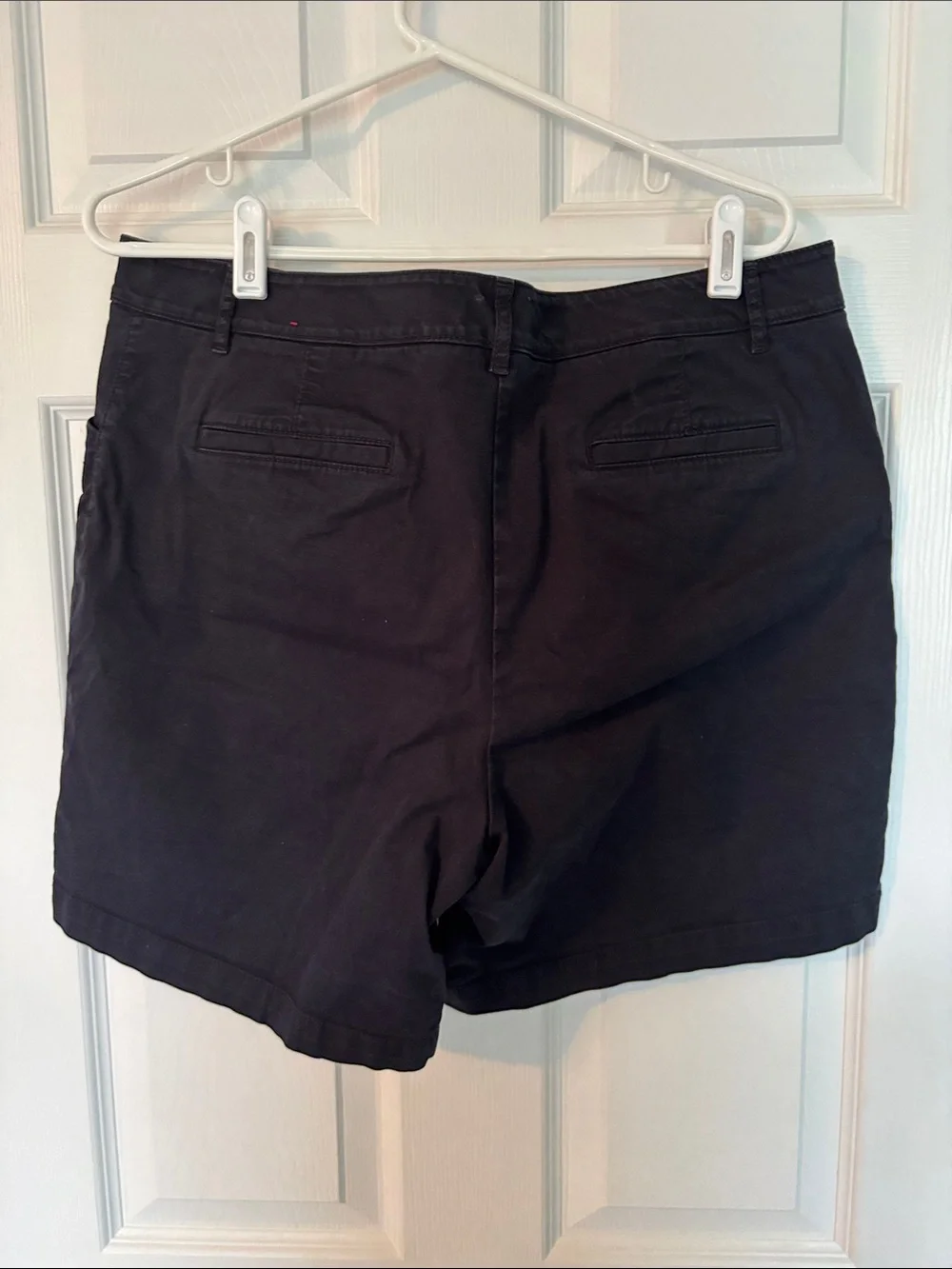 Talbots Black Shorts Size 16 - Picture 3 of 4